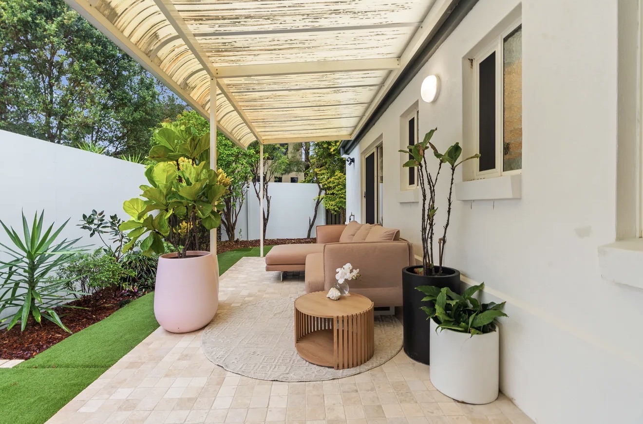 Classic Travertine Cobblestones - Image 4